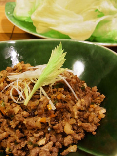 具沢山の肉そぼろ*美味しいレタス巻き*-レシピのメイン写真