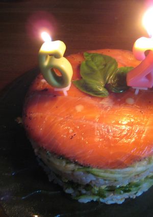 お寿司ケーキ スモークサーモン 鮭ほぐし-レシピのメイン写真