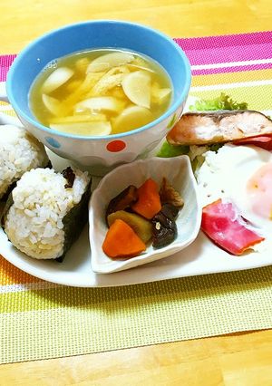 朝食に♪レンジでベーコンエッグ-レシピのメイン写真