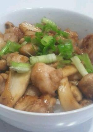 鶏肉丼～ニンニク醤油で絡めて～-レシピのメイン写真