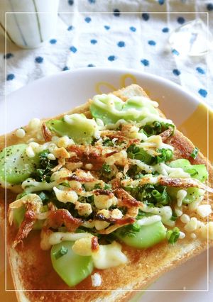 ブロッコリー（茎）の焼肉のたれトースト-レシピのメイン写真