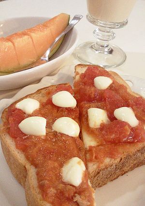 食パンアレンジ・トマトソース-レシピのメイン写真