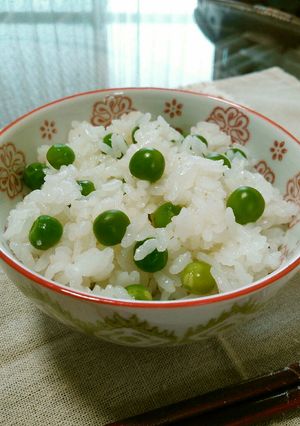 シンプル❢グリーンピースごはん(豆ご飯) by ☆熊八☆ 【クックパッド