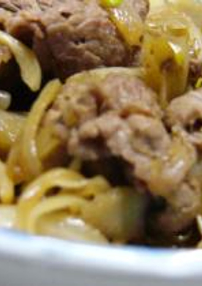牛肉と玉ねぎとごぼう炒め-レシピのメイン写真