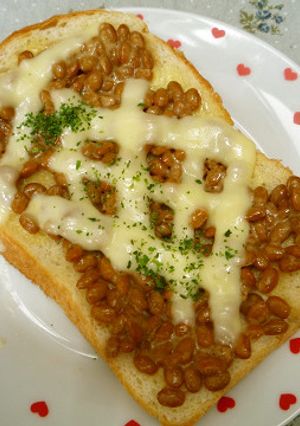 ★簡単すぎ！納豆チーズトースト★-レシピのメイン写真