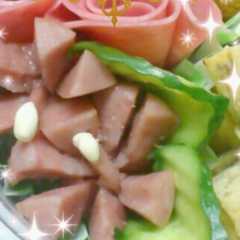 รูปของ お弁当に☆ｳｲﾝﾅｰでﾊｲﾋﾞｽｶｽ☆