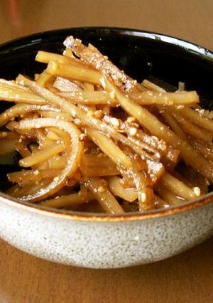 新ごぼうに味噌と胡麻を加え常備菜-レシピのメイン写真