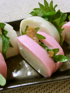 *簡単*ヘルシー!かまぼこの梅肉サンド*-レシピのメイン写真