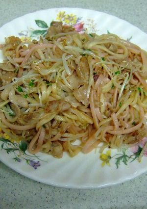 おかずをもう1品！ヘルシー焼きうどん-レシピのメイン写真