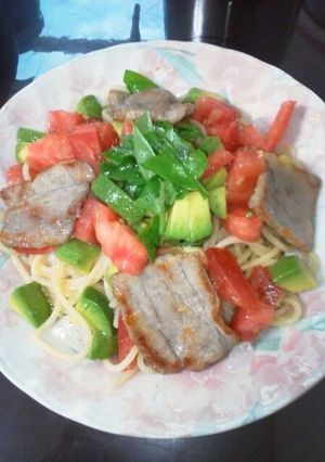 簡単☆アボカドトマト冷製パスタ-レシピのメイン写真
