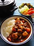 staubで♪とろとろ牛すじカレー
