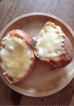 朝ごはんに❗簡単❗めんたいマヨチーズパン-レシピのメイン写真