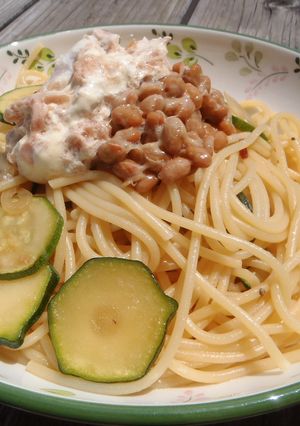あら簡単♪納豆とズッキーニのツナパスタ-レシピのメイン写真