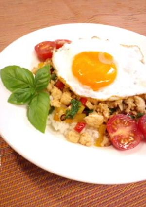 タイ風☆鶏そぼろ飯(ガッパオ)-レシピのメイン写真