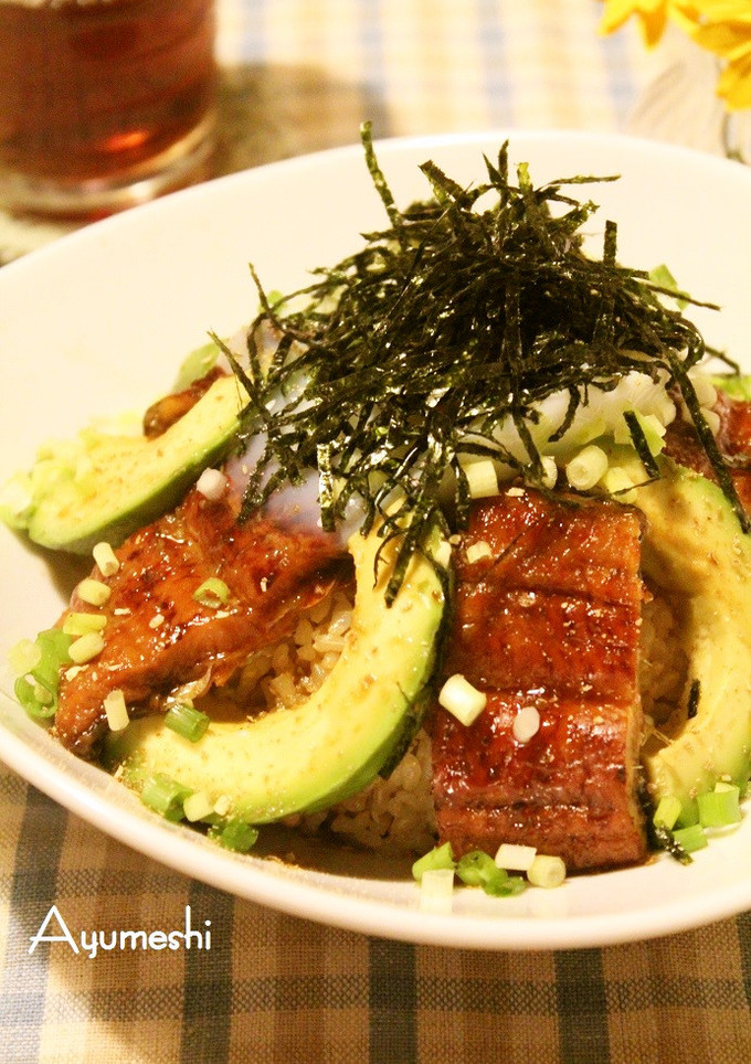 鰻とアボカドのカフェ風丼～わさび風味～-レシピのメイン写真