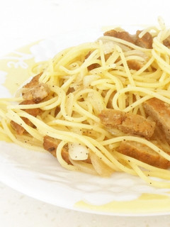 黒胡椒とハンバーグのオイルソースパスタ-レシピのメイン写真