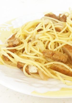黒胡椒とハンバーグのオイルソースパスタ-レシピのメイン写真