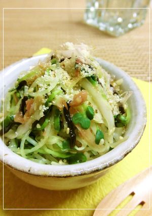貝割れとキャベツの梅おかか塩昆布胡麻和え-レシピのメイン写真