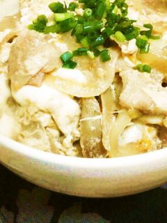 豚バラとごぼうのトロトロ卵とじ丼-レシピのメイン写真
