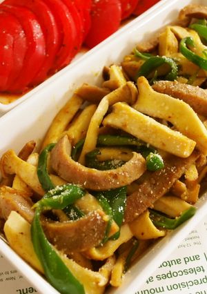スパイシー！細切り野菜のウインナーソテー-レシピのメイン写真