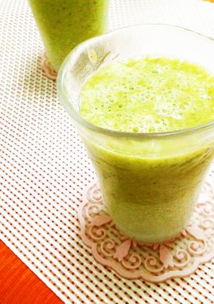 初心者向け★飲みやすいグリーンスムージー-レシピのメイン写真