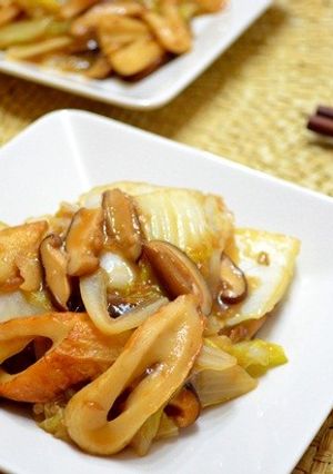 白菜と竹輪のにんにく醤油麹炒め-レシピのメイン写真