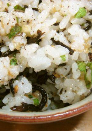 梅干し・ひじき・天かす・大葉・混ぜご飯-レシピのメイン写真