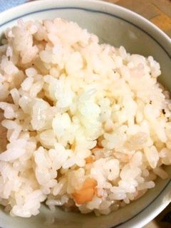 夏にさっぱり!梅干し炊き込みごはん-レシピのメイン写真