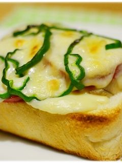 ピザ風バナナトースト-レシピのメイン写真
