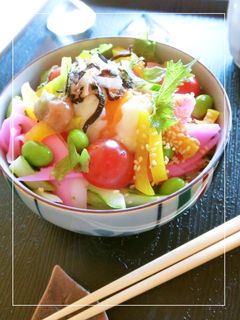スライス蒲鉾と胡瓜・温泉卵の丼-レシピのメイン写真