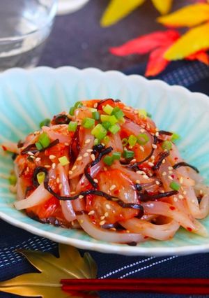 イカそうめんの塩昆布キムチ和え-レシピのメイン写真