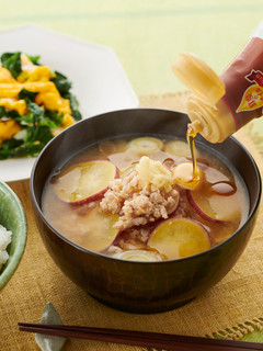 鶏ひき肉とさつまいものおかずみそ汁-レシピのメイン写真