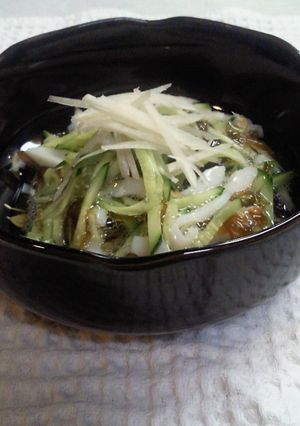 きゅうりと竹輪の　☆もずくの酢の物☆-レシピのメイン写真
