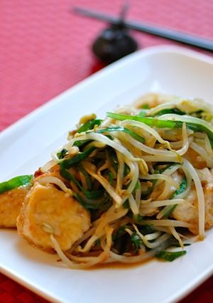 醤油麹ｄｅもやしたっぷり鶏ニラ炒め-レシピのメイン写真