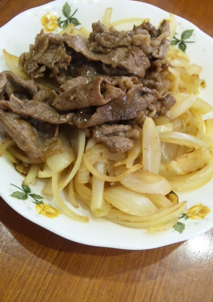 牛肉と玉葱のわさびめんつゆ炒め-レシピのメイン写真