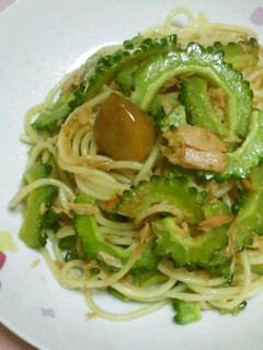 簡単☆ゴーヤとツナのにんにく醤油パスタ-レシピのメイン写真