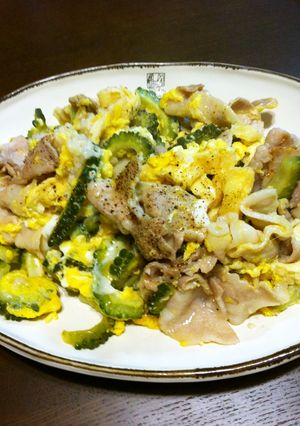 塩麹de我が家の最強ゴーヤチャンプルー-レシピのメイン写真