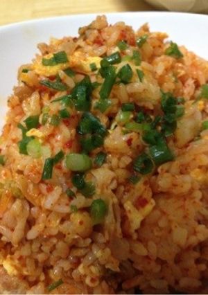 残りご飯でキムチ炒飯！-レシピのメイン写真