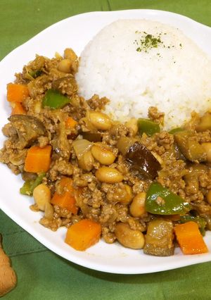 ルゥで☆コロコロお豆と野菜のドライカレー-レシピのメイン写真