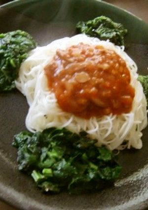 モロヘイヤとミートソースでそうめんを！！-レシピのメイン写真