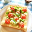 枝豆とトマトとクリチのバジルトースト