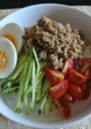 調味料２つだけ！こどもと食べる肉そぼろ-レシピのメイン写真