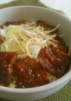 お腹満腹!!豚バラ丼-レシピのメイン写真