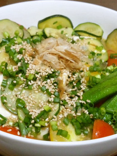 ズッキーニと夏野菜のあっさり洋風煮物♪-レシピのメイン写真