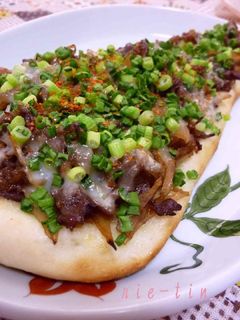 ♔すき焼き牛肉とごぼうのネギのせピザ♔-レシピのメイン写真