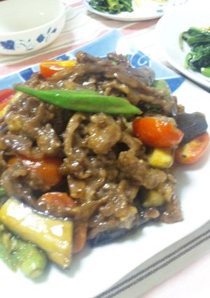 夏野菜と牛肉の柔らかオイスターソース炒め-レシピのメイン写真