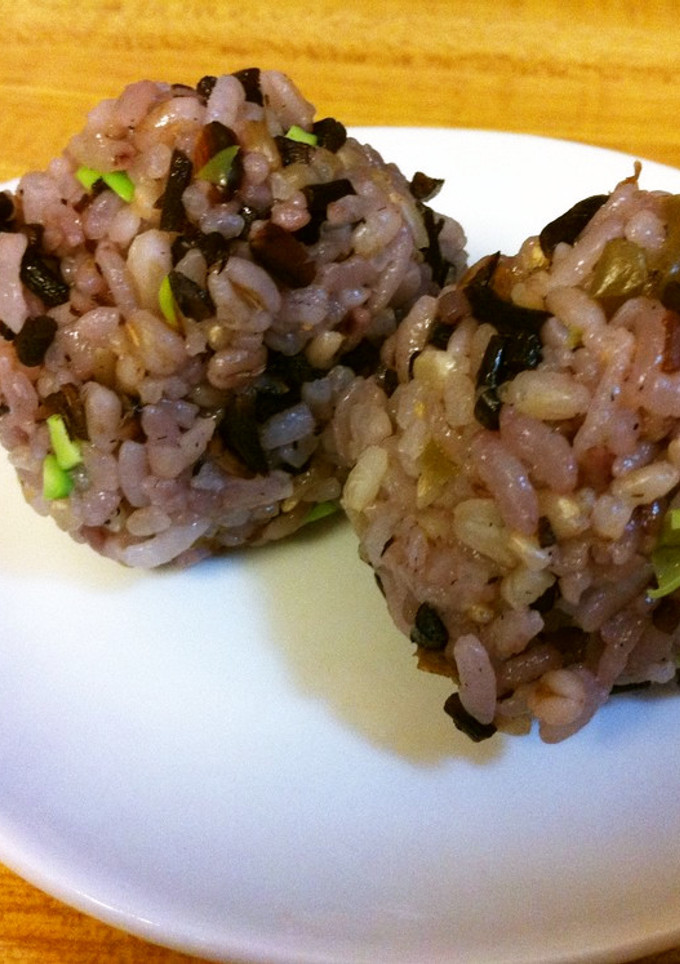 残り物活用☆ひじきと枝豆のおにぎり-レシピのメイン写真