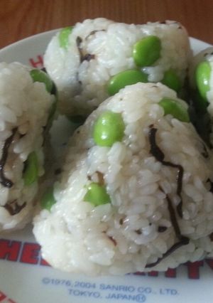 枝豆塩こんぶおにぎり-レシピのメイン写真