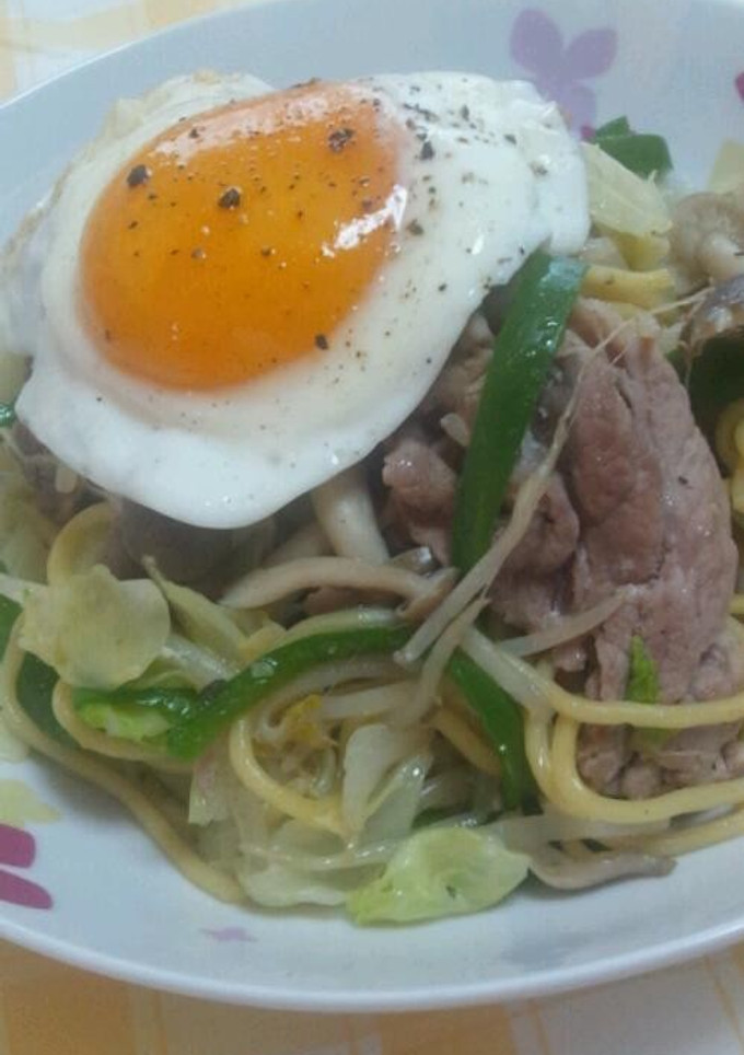 簡単一人ご飯☆塩麹焼きそば-レシピのメイン写真