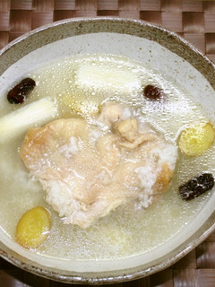 鶏もも肉のサムゲタン風おかゆ-レシピのメイン写真